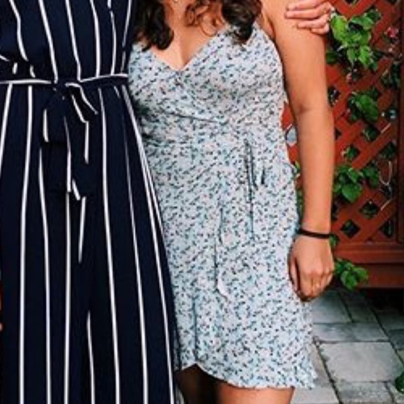 Cute summery blue wrap dress - Picture 2 of 2